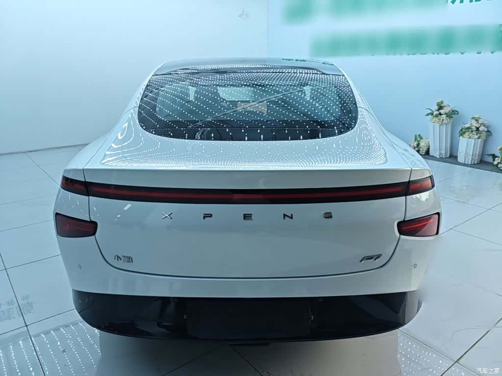 Xpeng P7, 2021 4