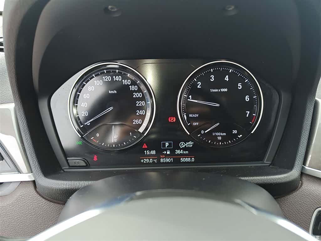 BMW X1, 2019 все фото