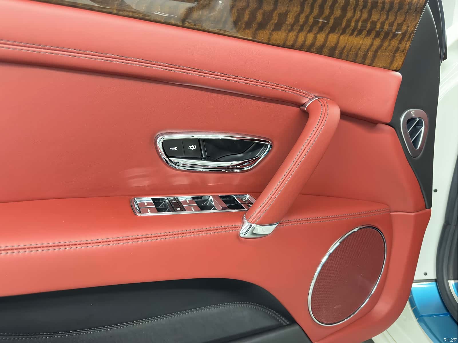 Bentley Flying Spur, 2014 7