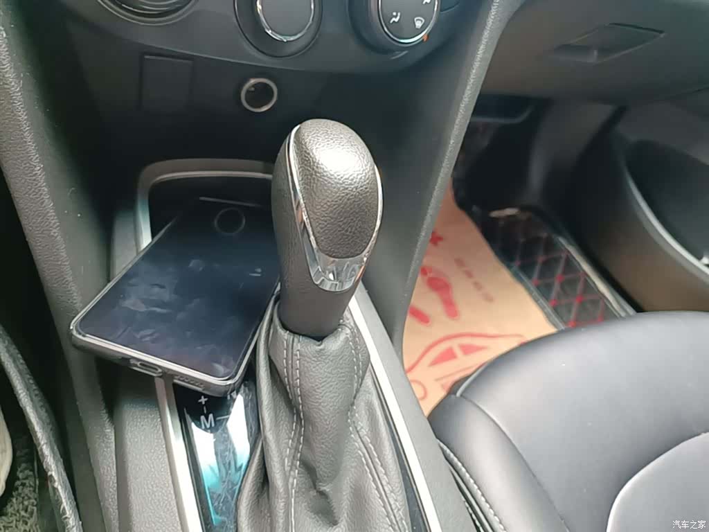 Chevrolet 320, 2018 14