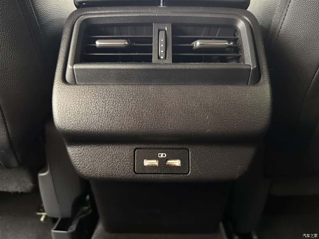 Mazda CX-50, 2023 16