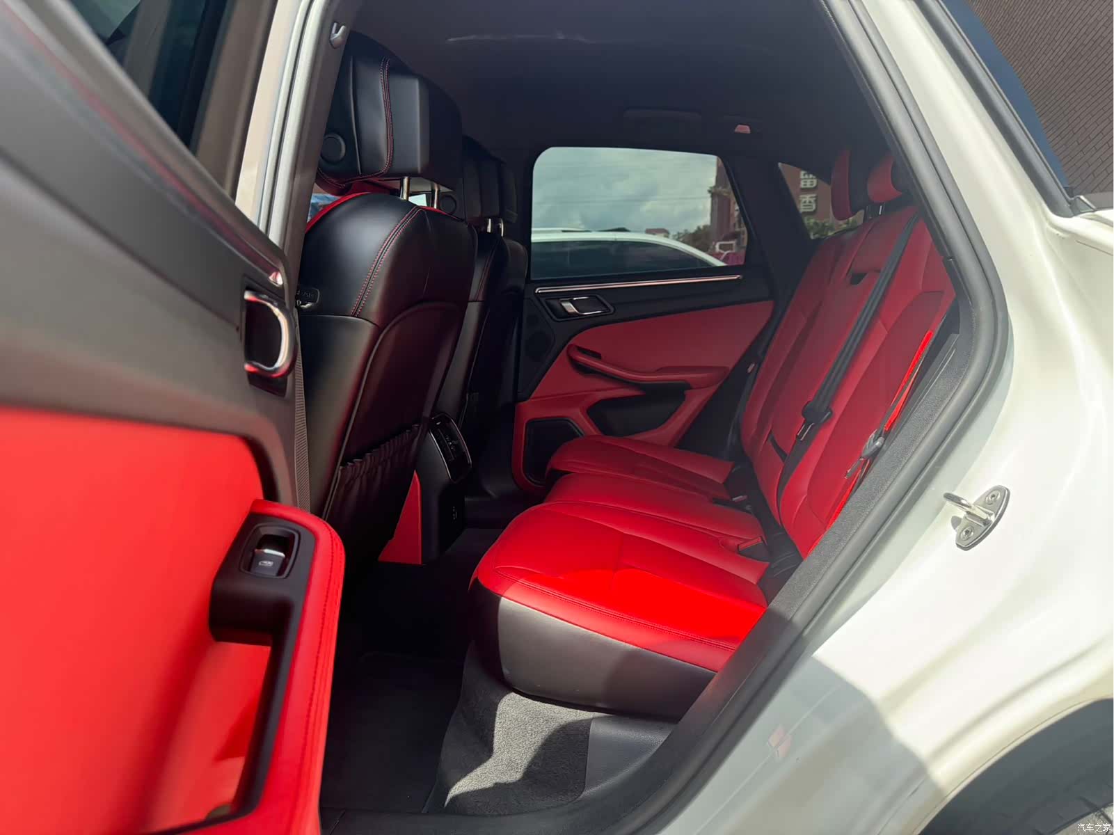 Porsche Macan, 2020 23