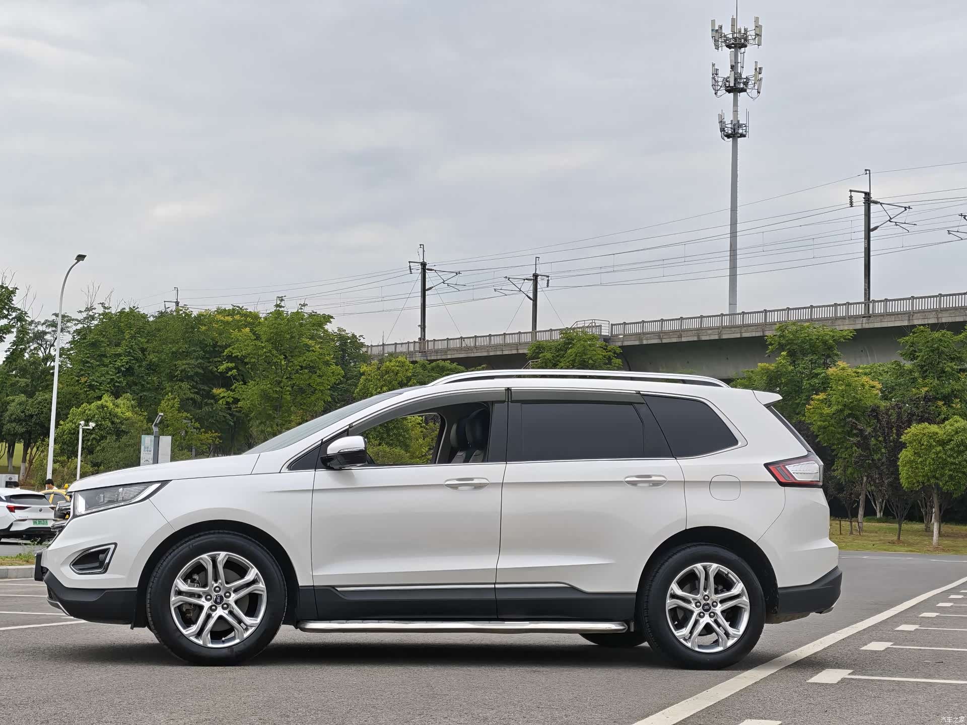 Ford Edge, 2016 3