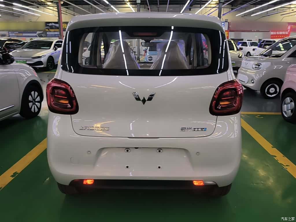 Wuling MINIEV, 2026 6