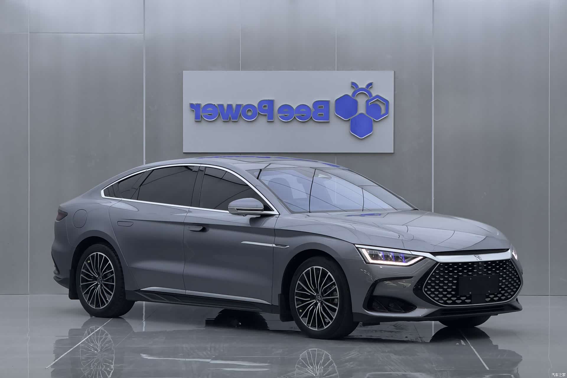 BYD Han, 2022 2