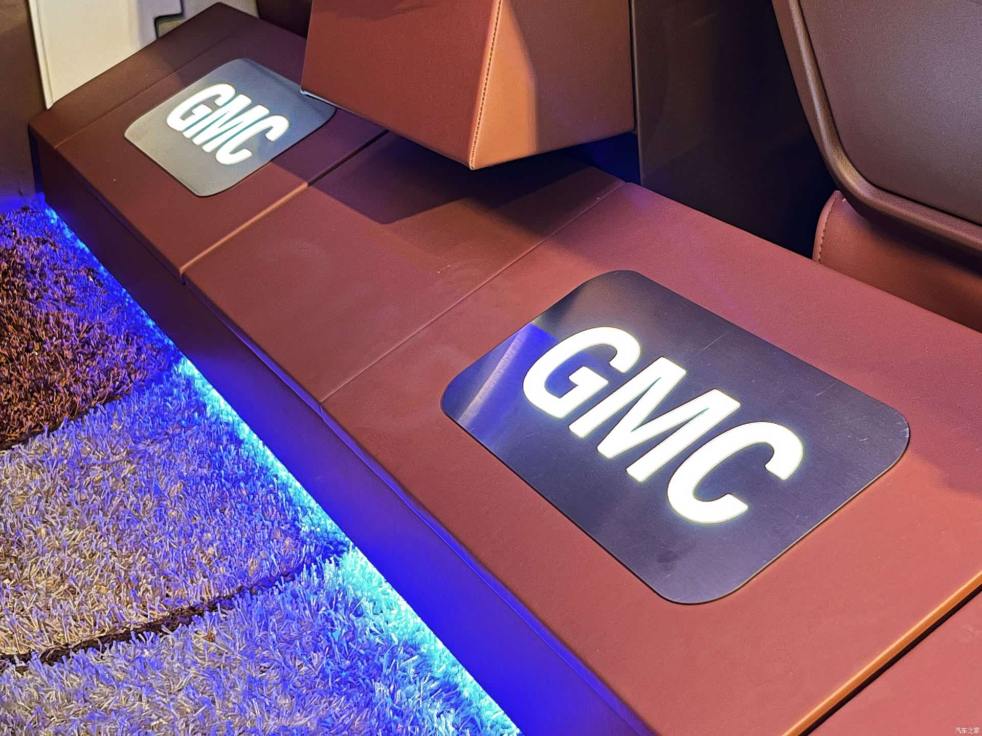 GMC SAVANA, 2016 36