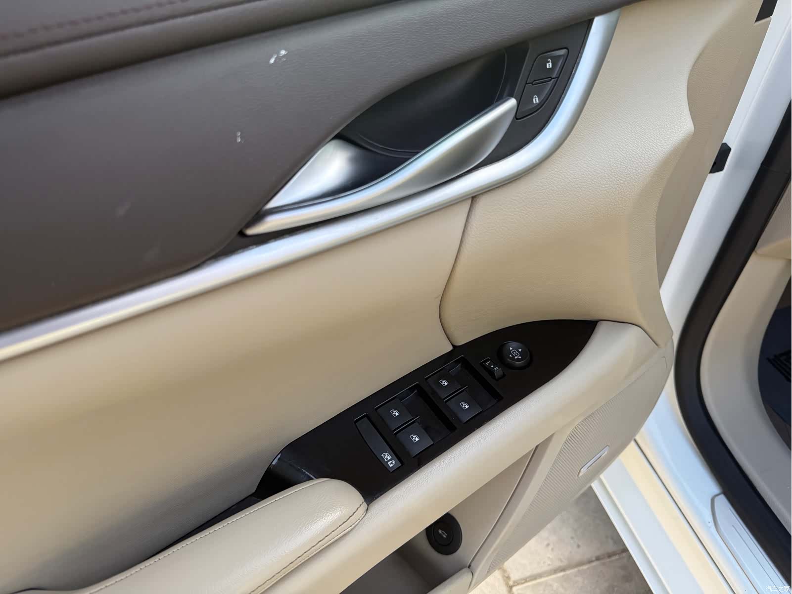 Cadillac XTS, 2017 10