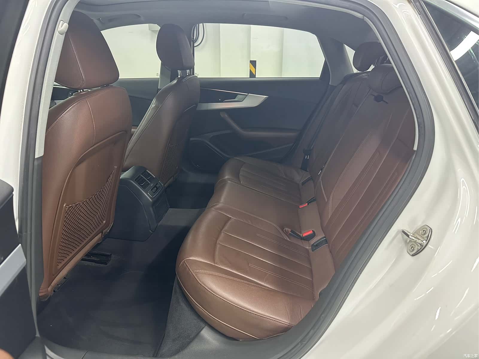 Audi A4L, 2017 9