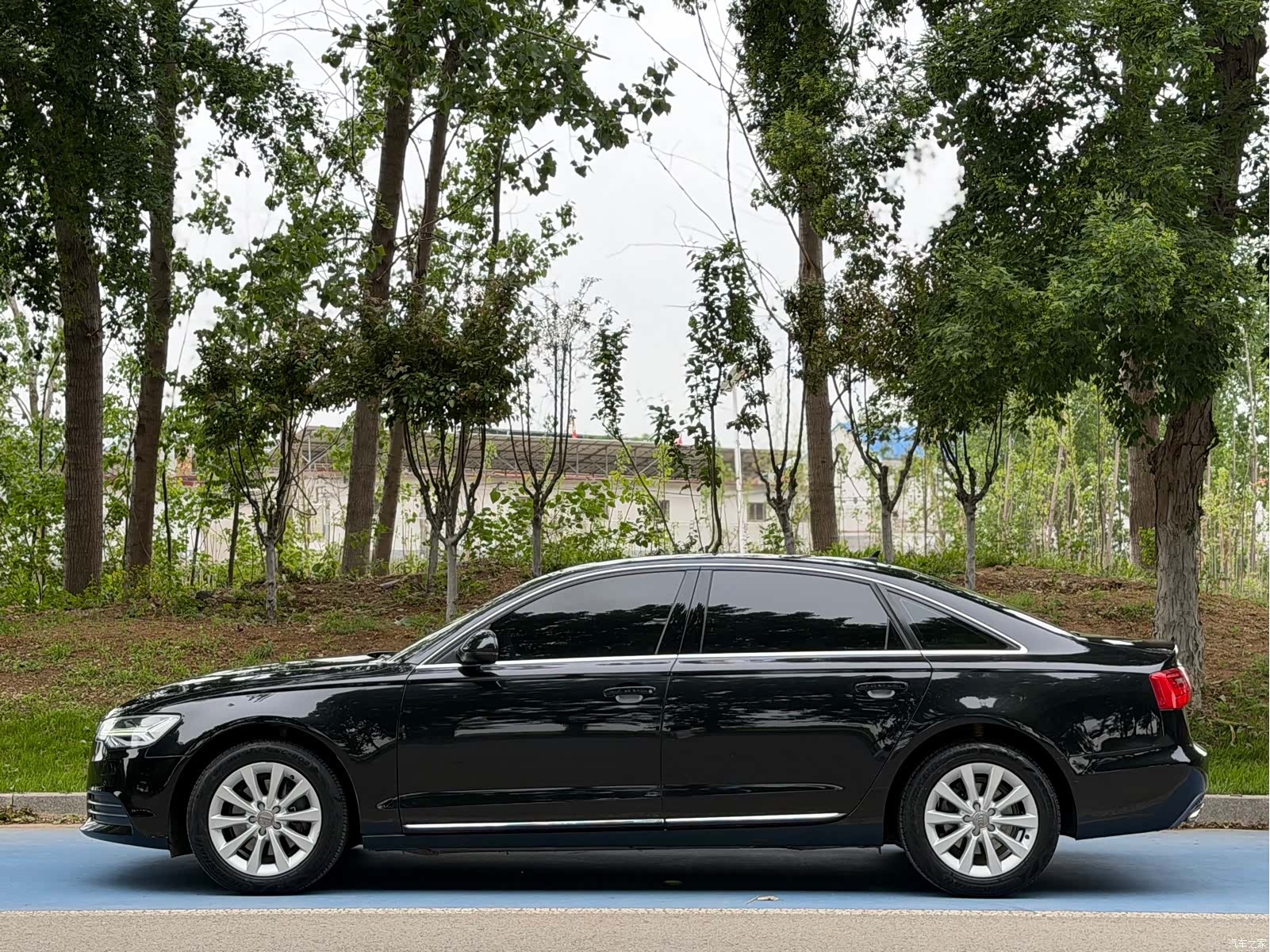 Audi A6L, 2014 3
