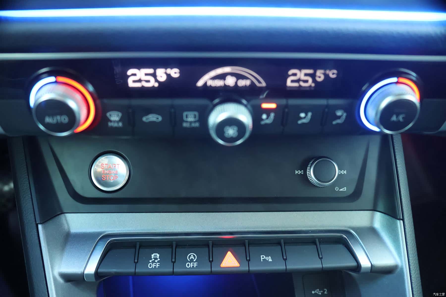 Audi Q3, 2023 9