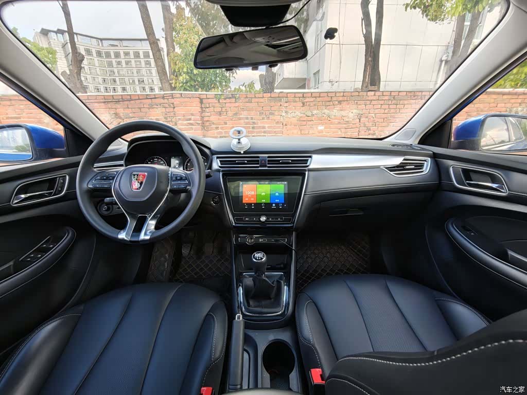 Roewe i5, 2019 18