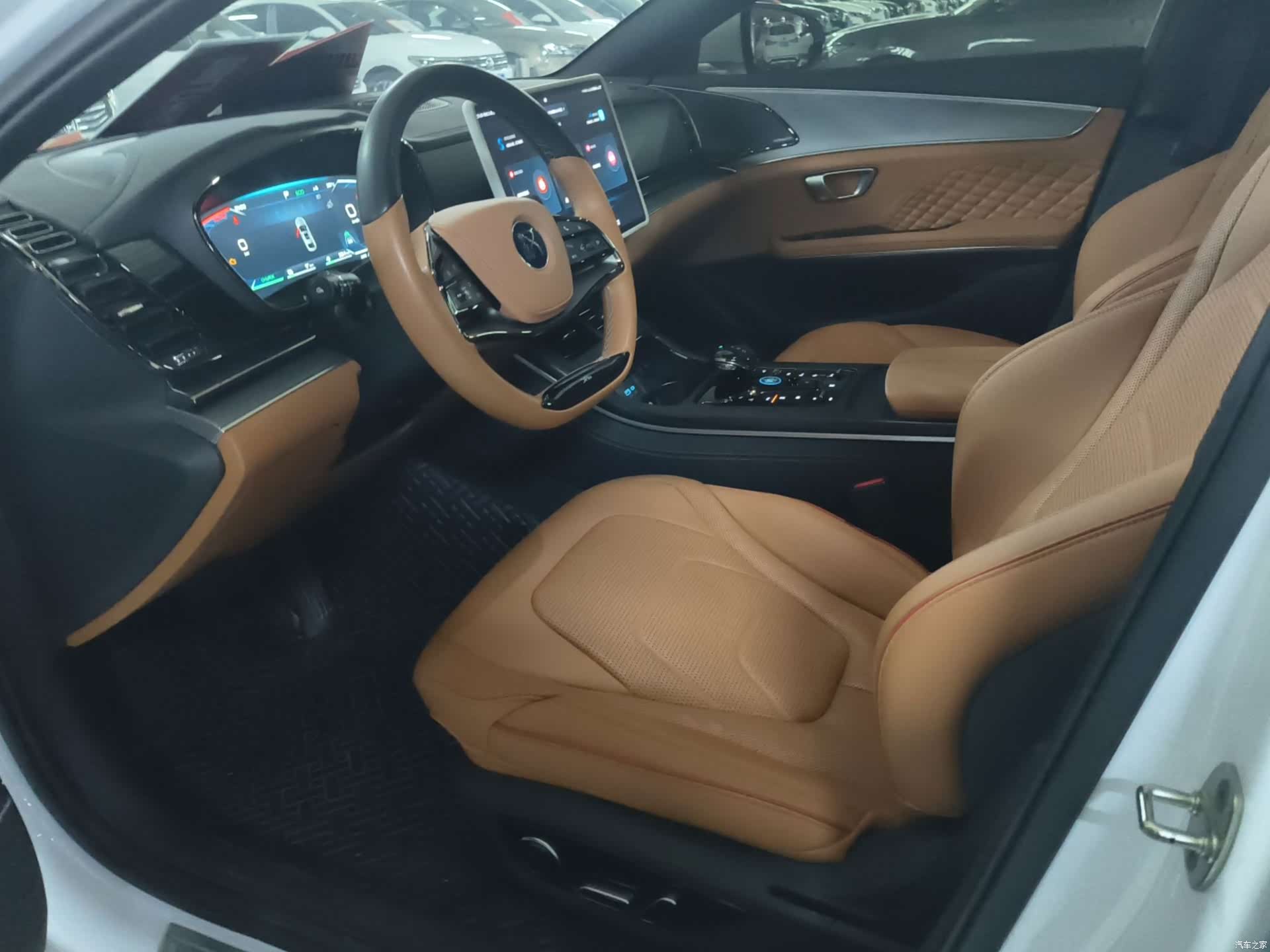 BYD Han, 2023 13