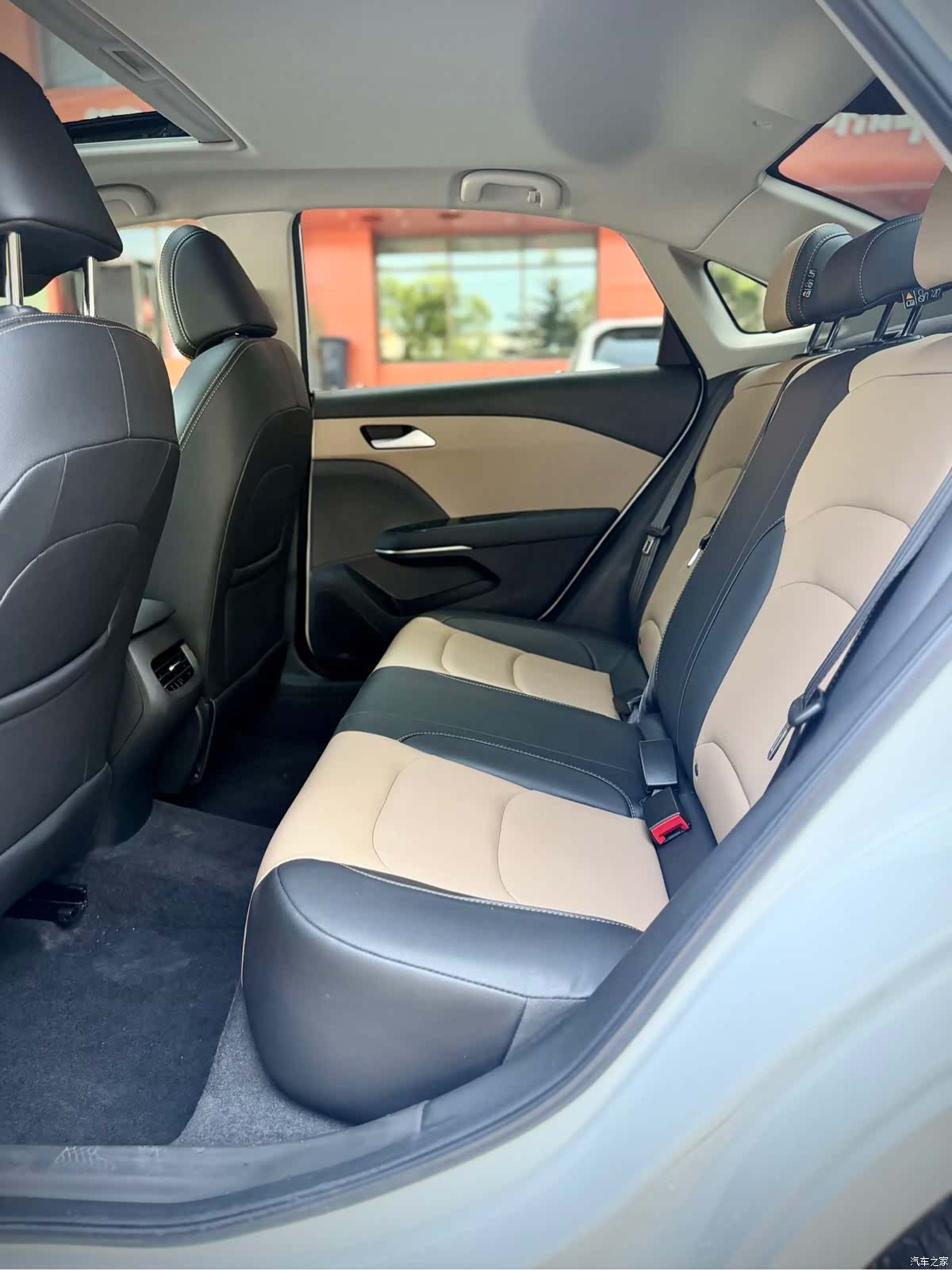 Chevrolet 320, 2022 11