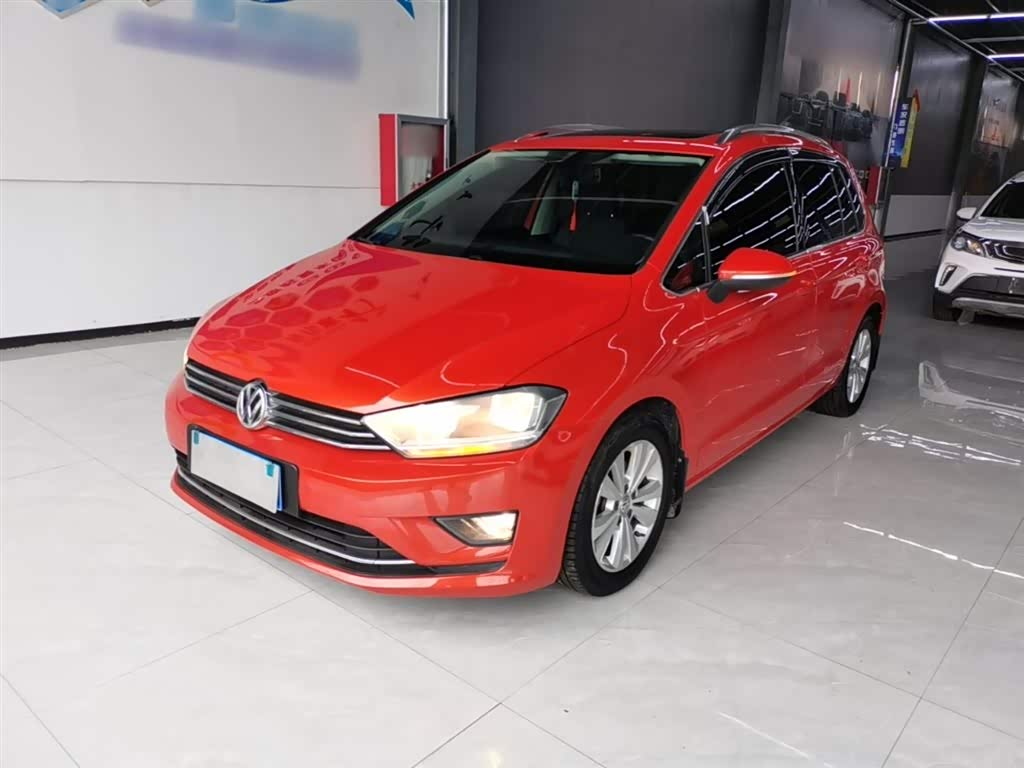 Volkswagen Golf·