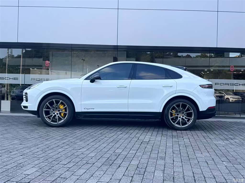 Porsche Cayenne, 2022 6