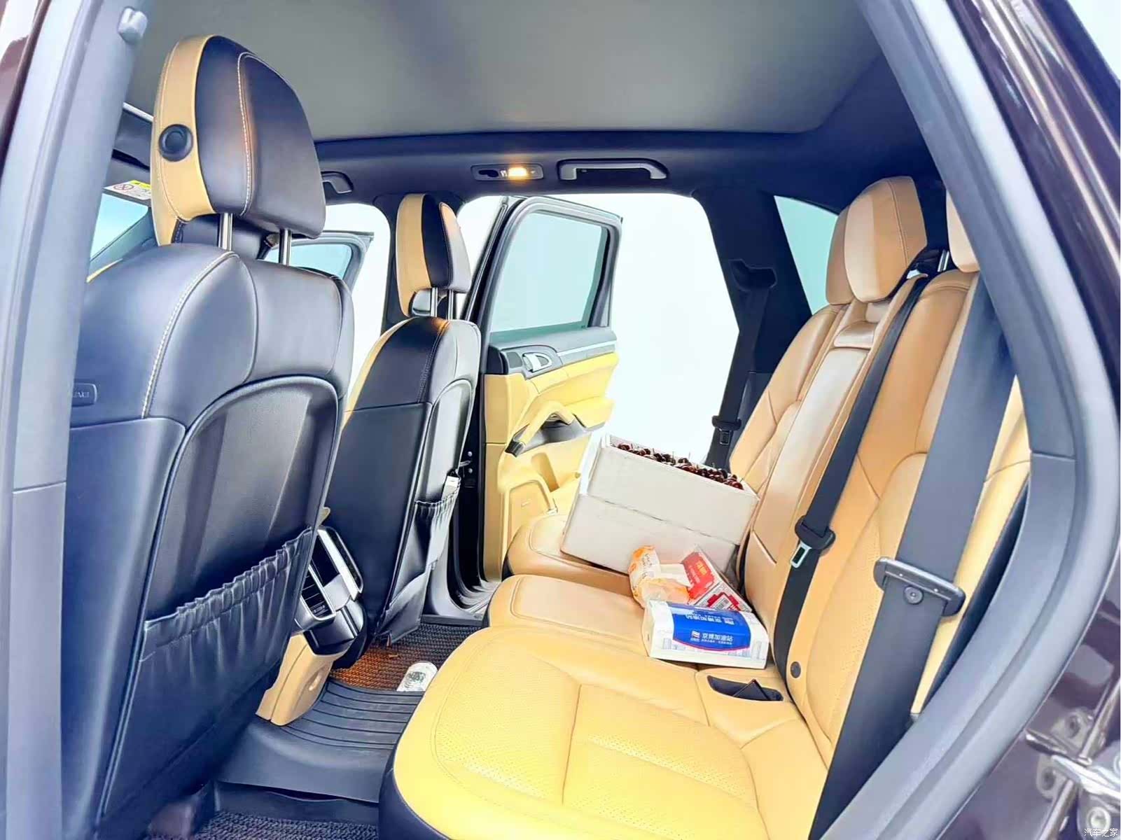 Porsche Cayenne, 2016 9