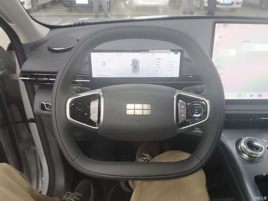 Geely Galaxy E5, 2026 11