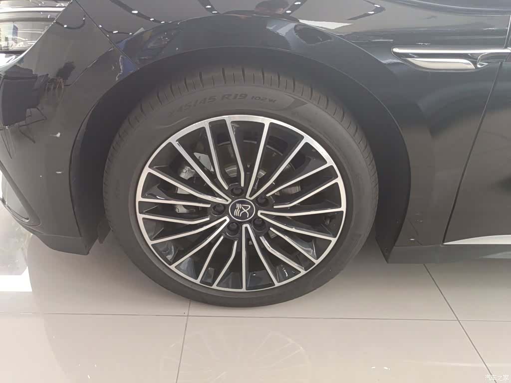 BYD Han, 2025 25