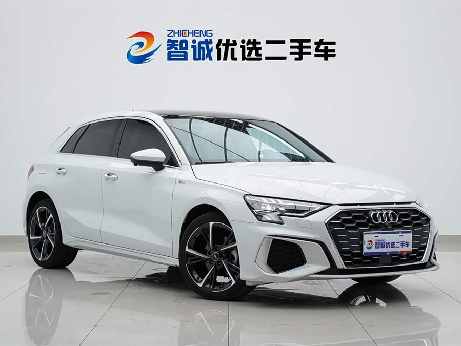 Audi A3 2023, фото 3