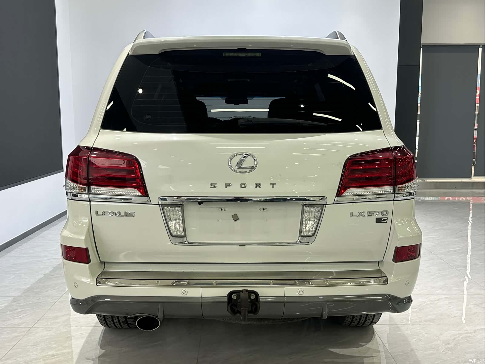 Lexus LX, 2015 все фото