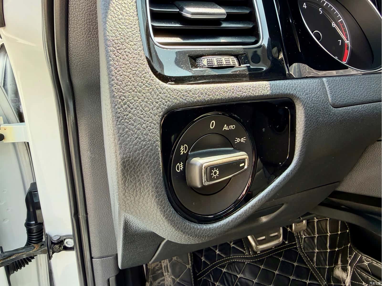 Volkswagen Golf, 2019 13