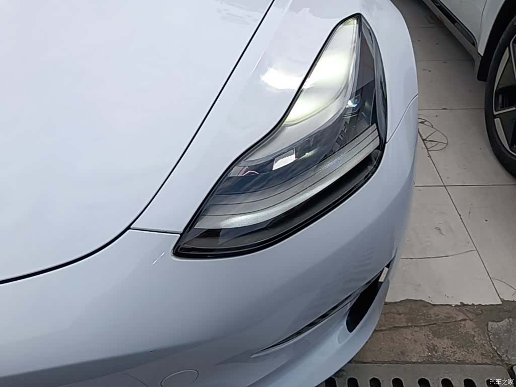Tesla Model 3, 2021 24