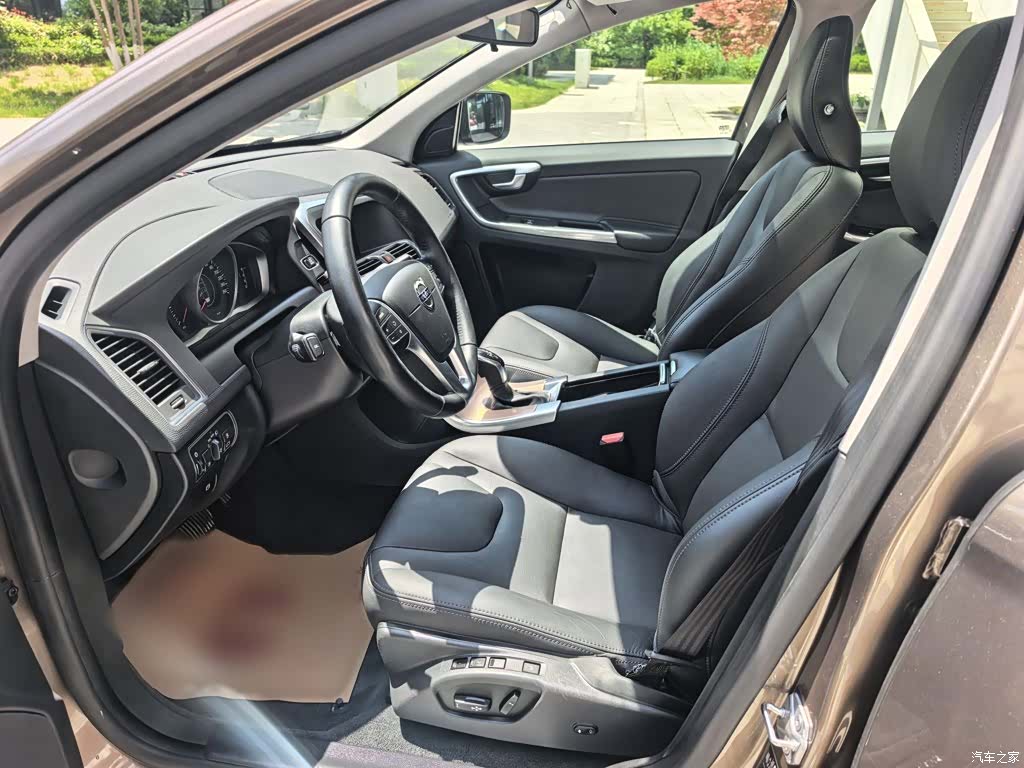 Volvo XC60, 2017 14