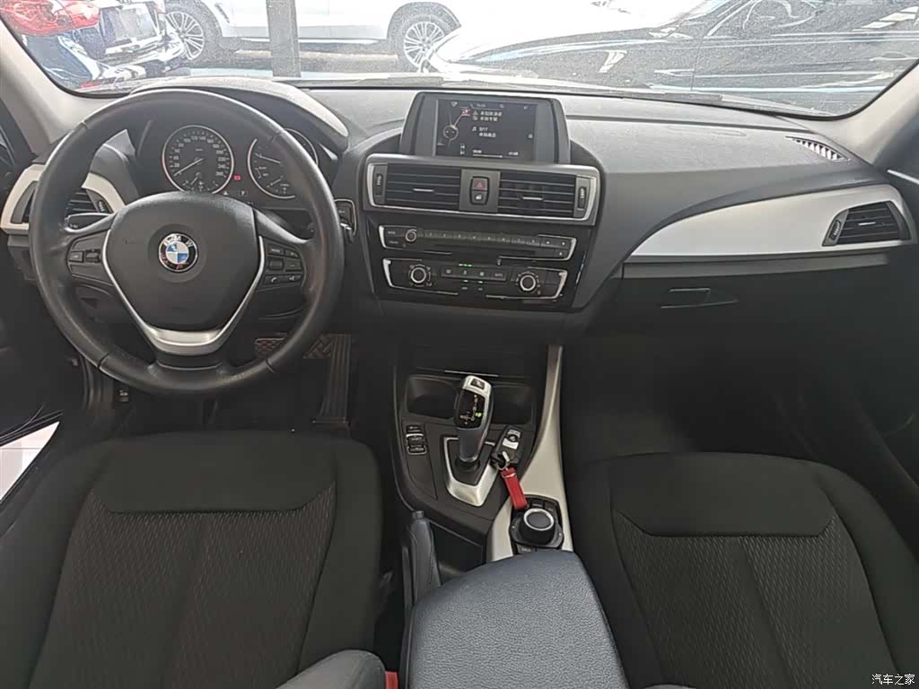 BMW 1 Series, 2016 10
