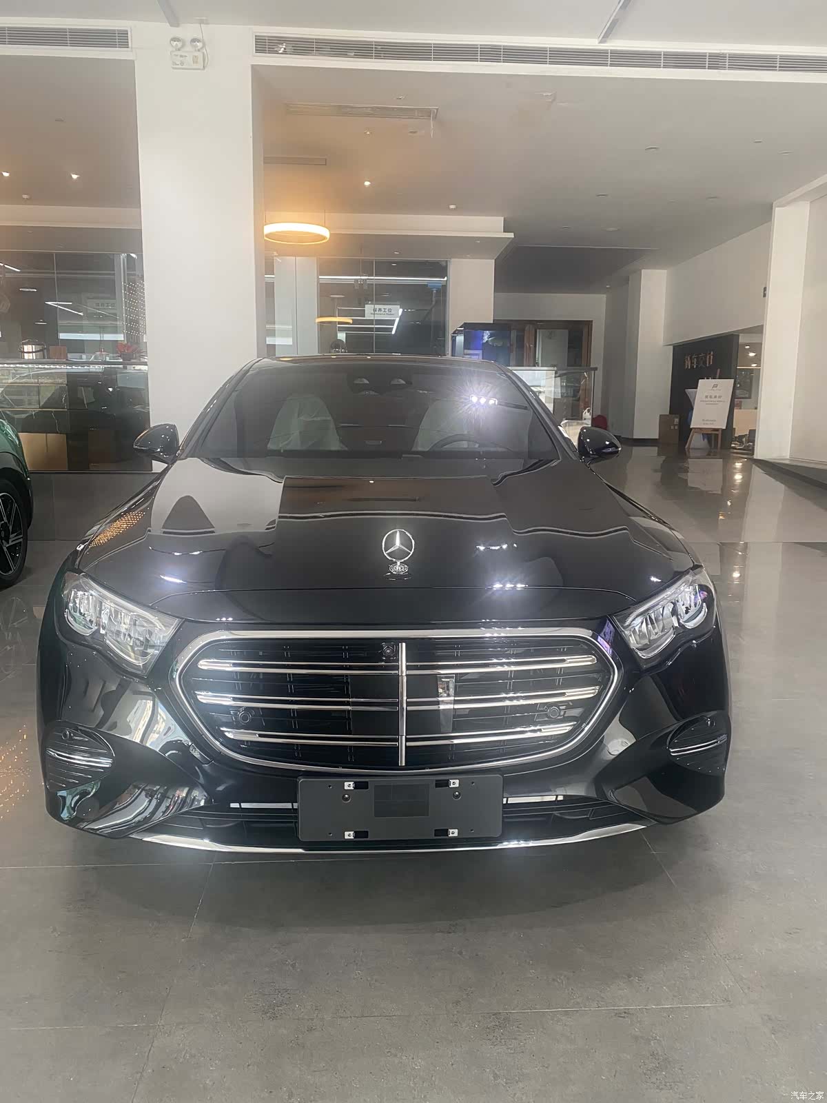 Mercedes-Benz E-Class, 2026 2