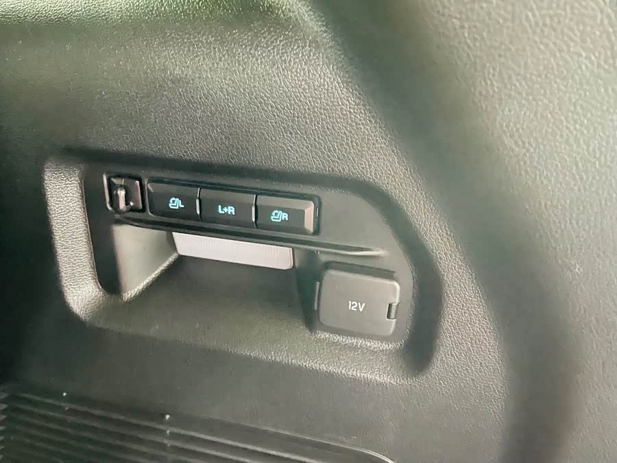 Ford Explorer 2021, фото 12