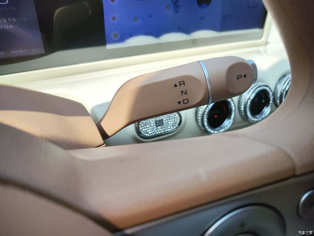 Wuling Bingo, 2025 10