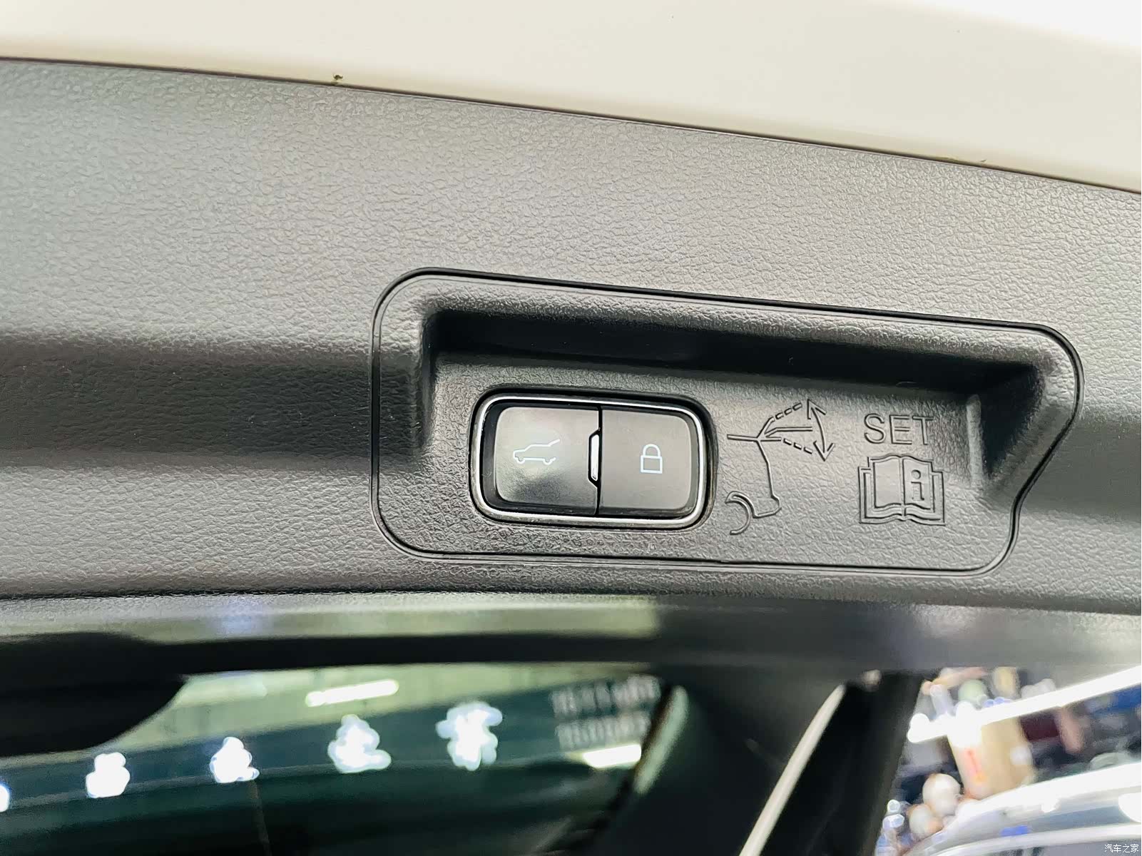 Ford Explorer, 2021 13