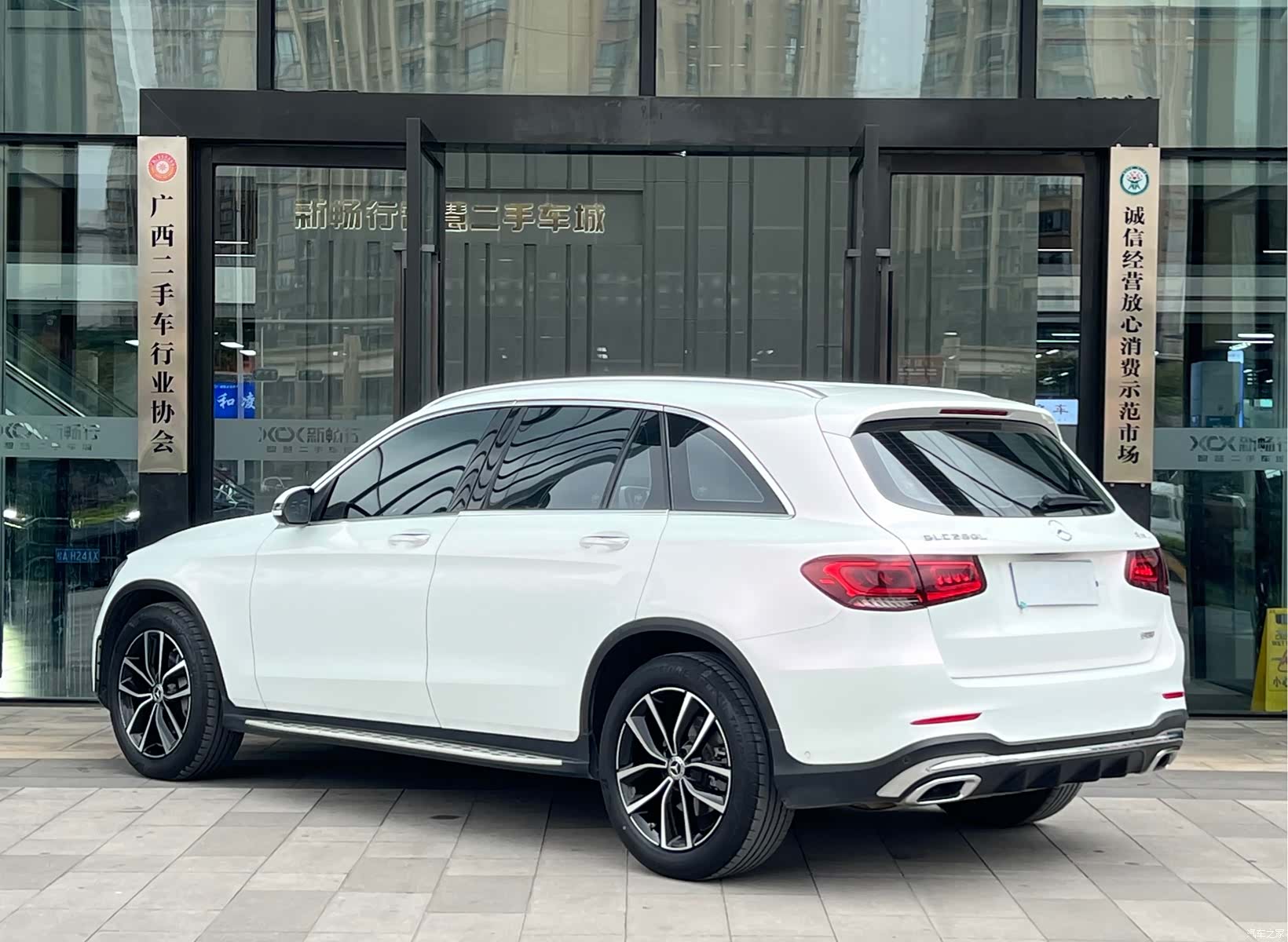 Mercedes-Benz GLC, 2022 4