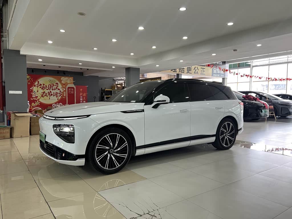 Xpeng G9