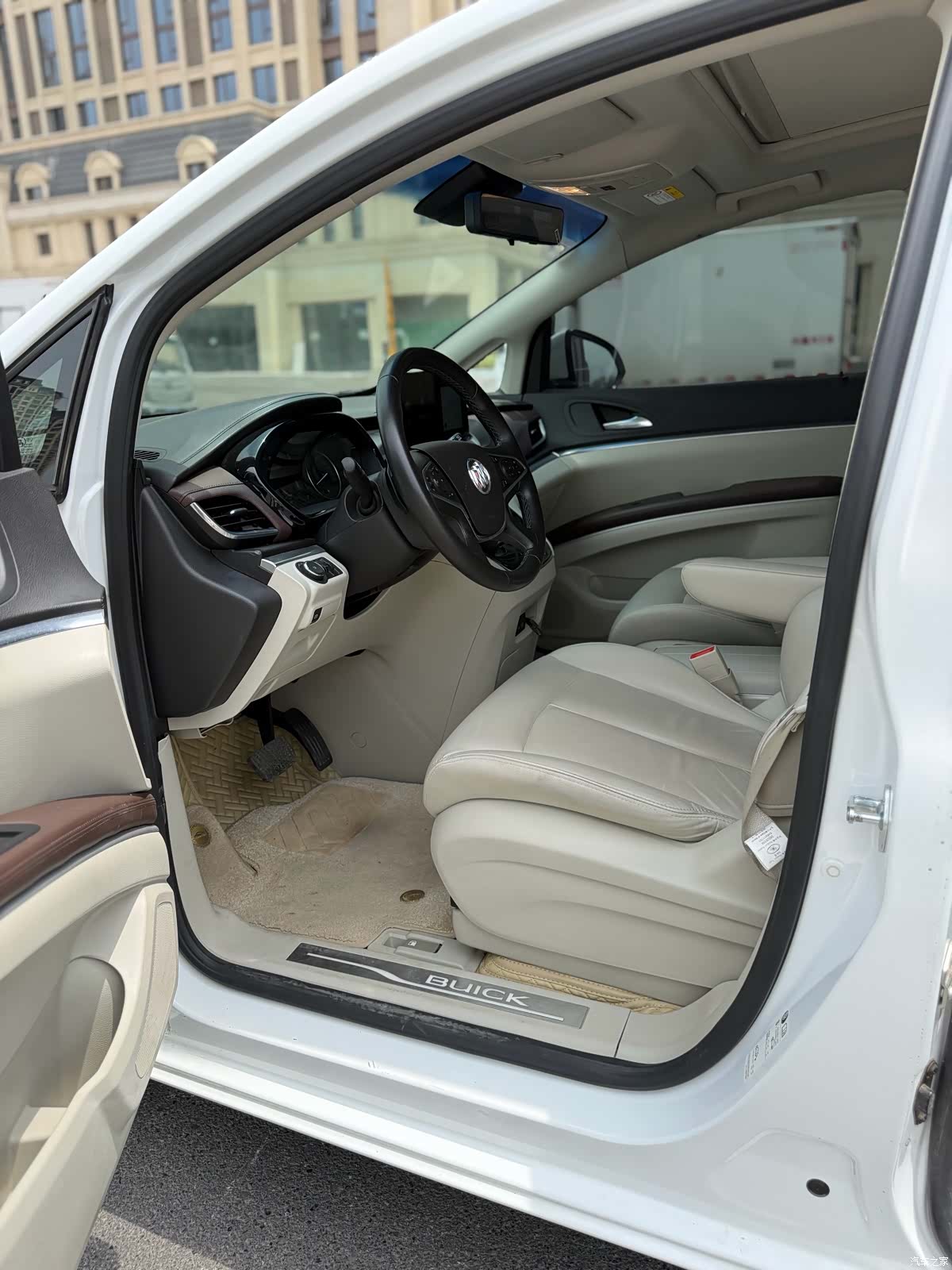 Buick GL8, 2021 7