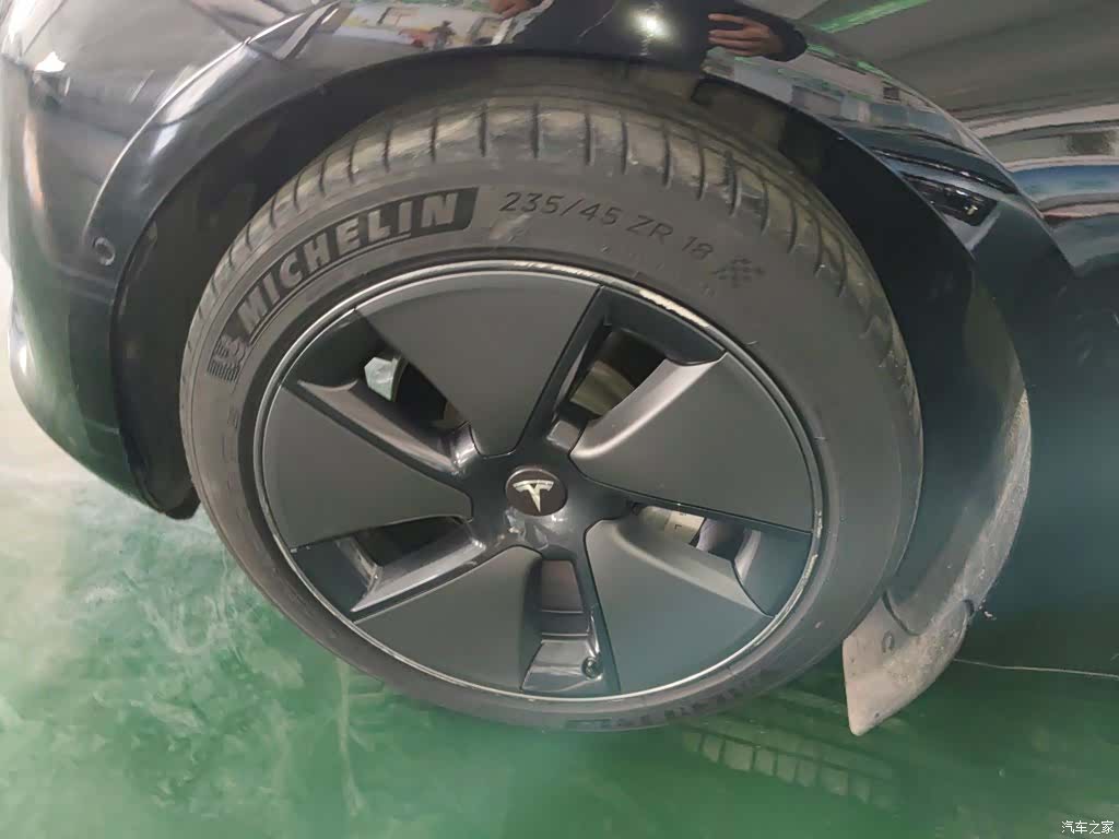 Tesla Model 3, 2023 25