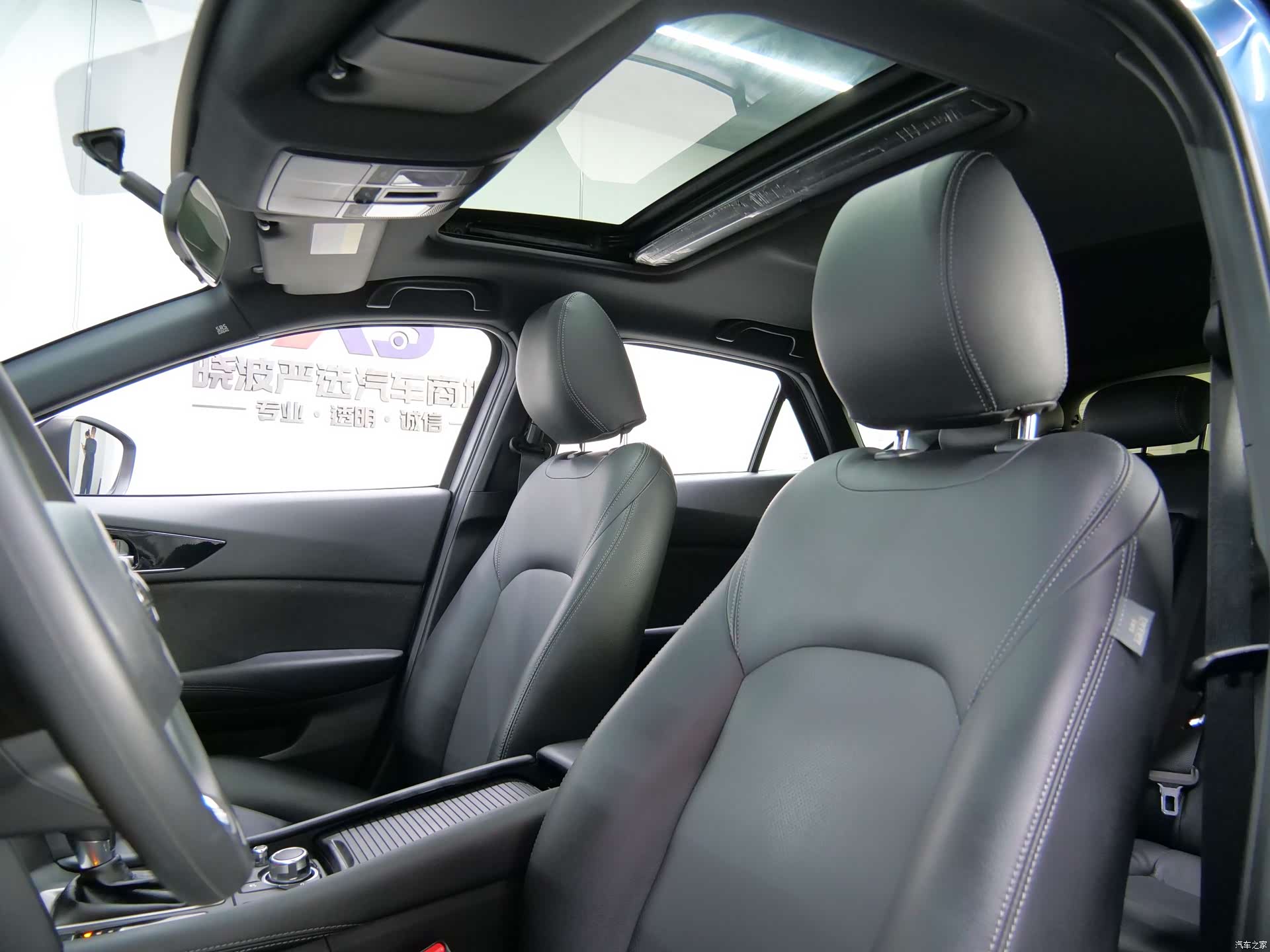 Mazda CX-4, 2022 8