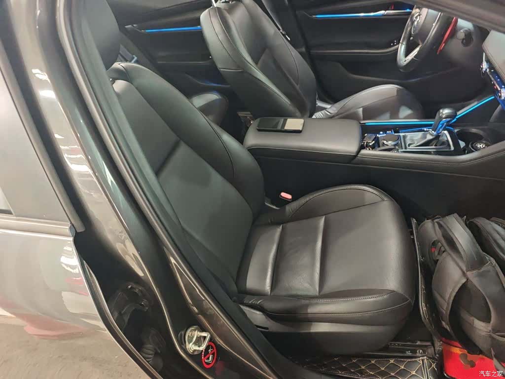 Mazda Mazda3, 2022 22
