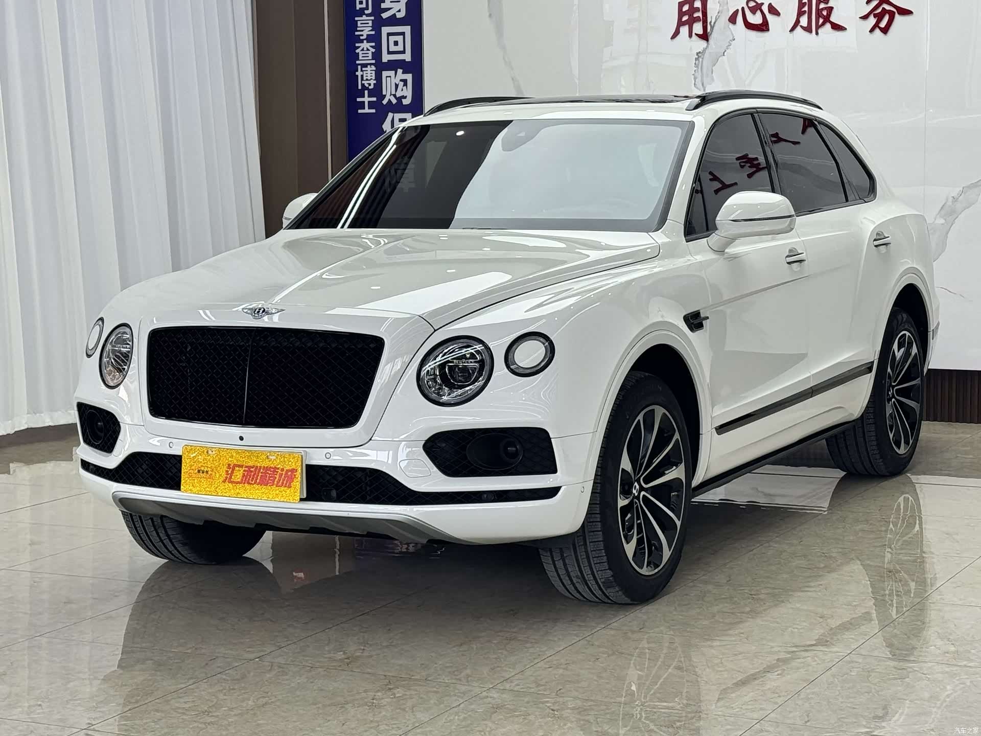 Bentley Bentayga, 2019 1