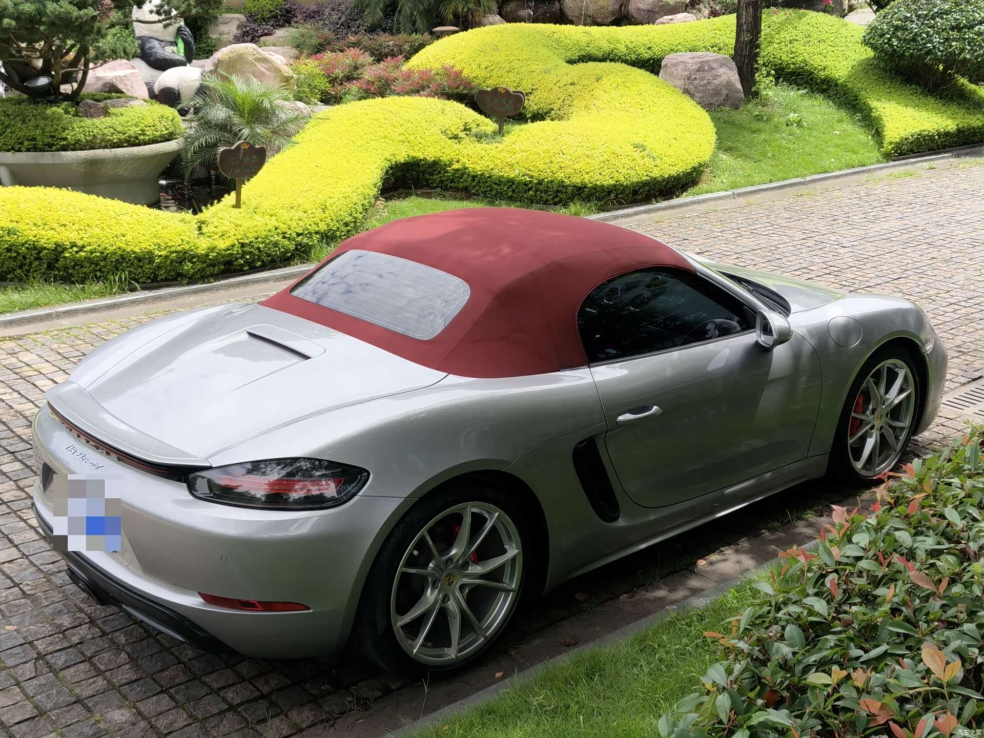 Porsche Boxster, 2018 все фото