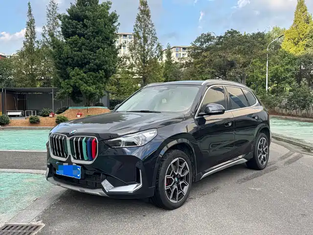 BMW X1 2023 — купить из Китая под заказ