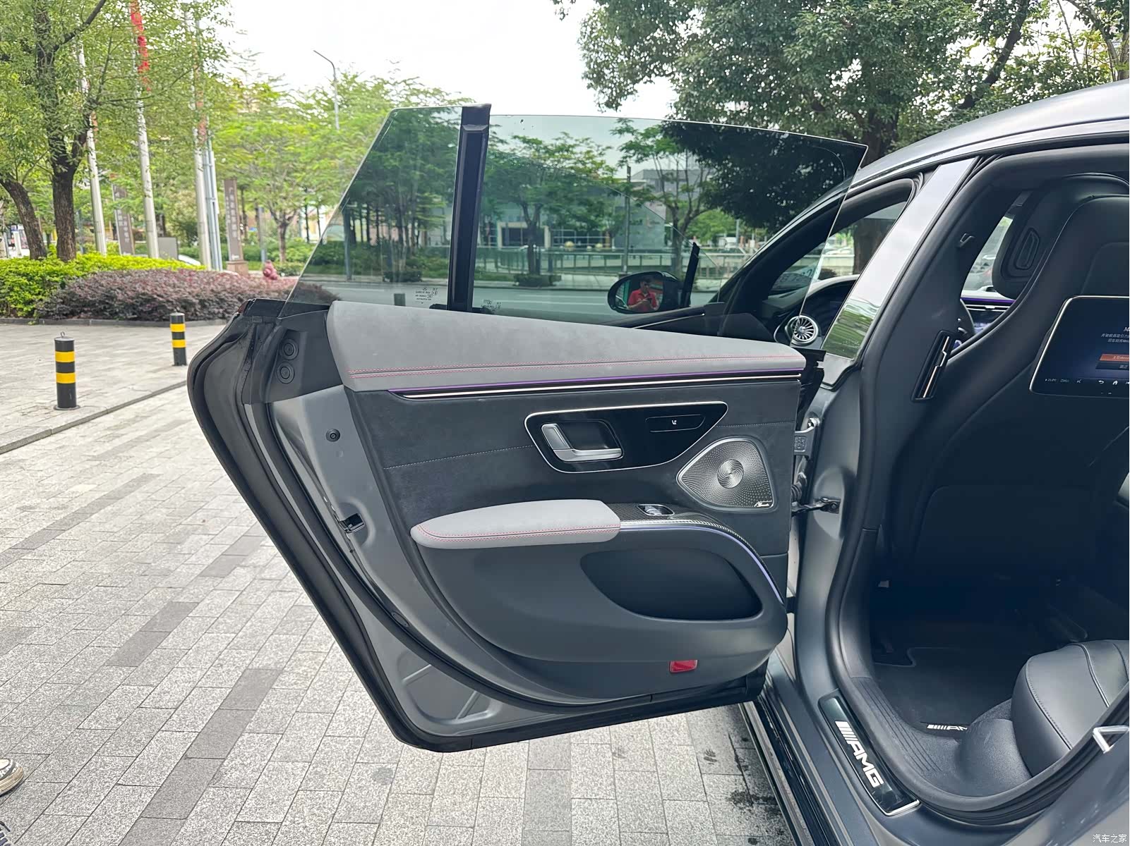 Mercedes-Benz EQS, 2025 9