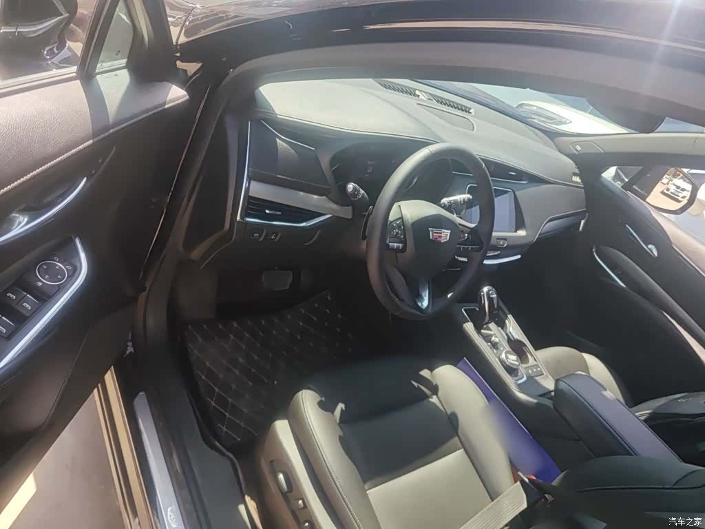 Cadillac XT4, 2020 16