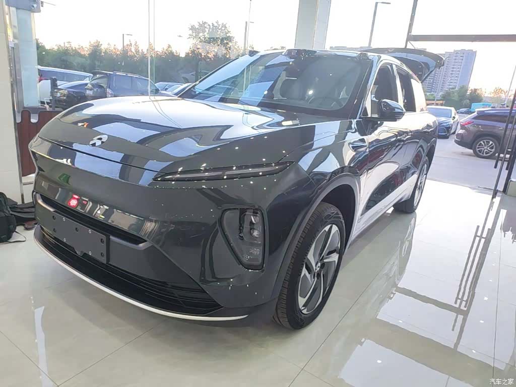 NIO ES8, 2023 1