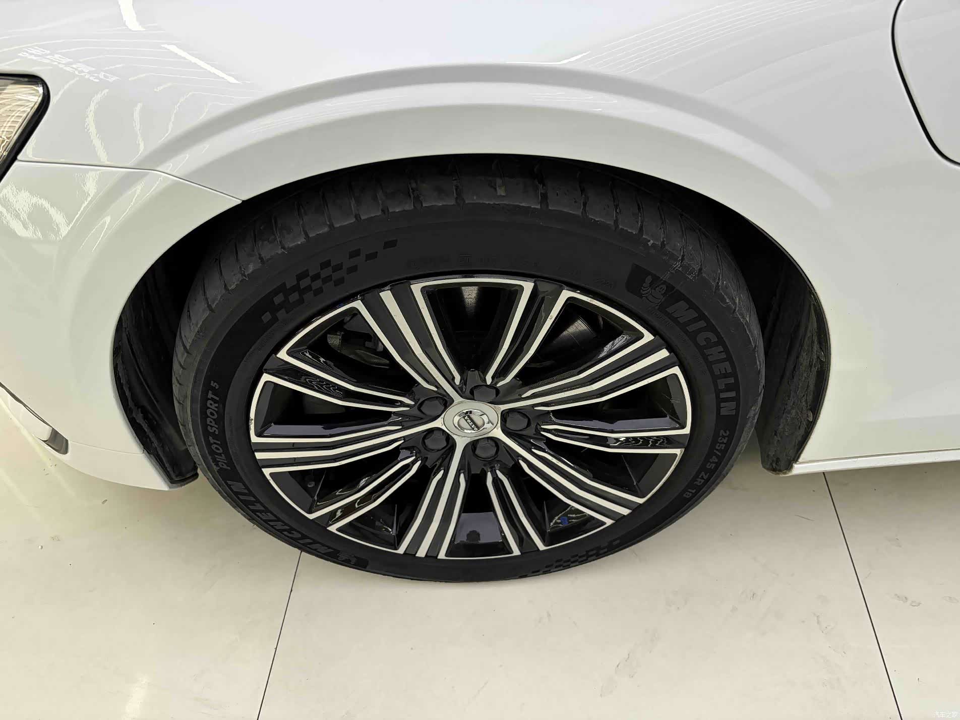 Volvo S60, 2020 15
