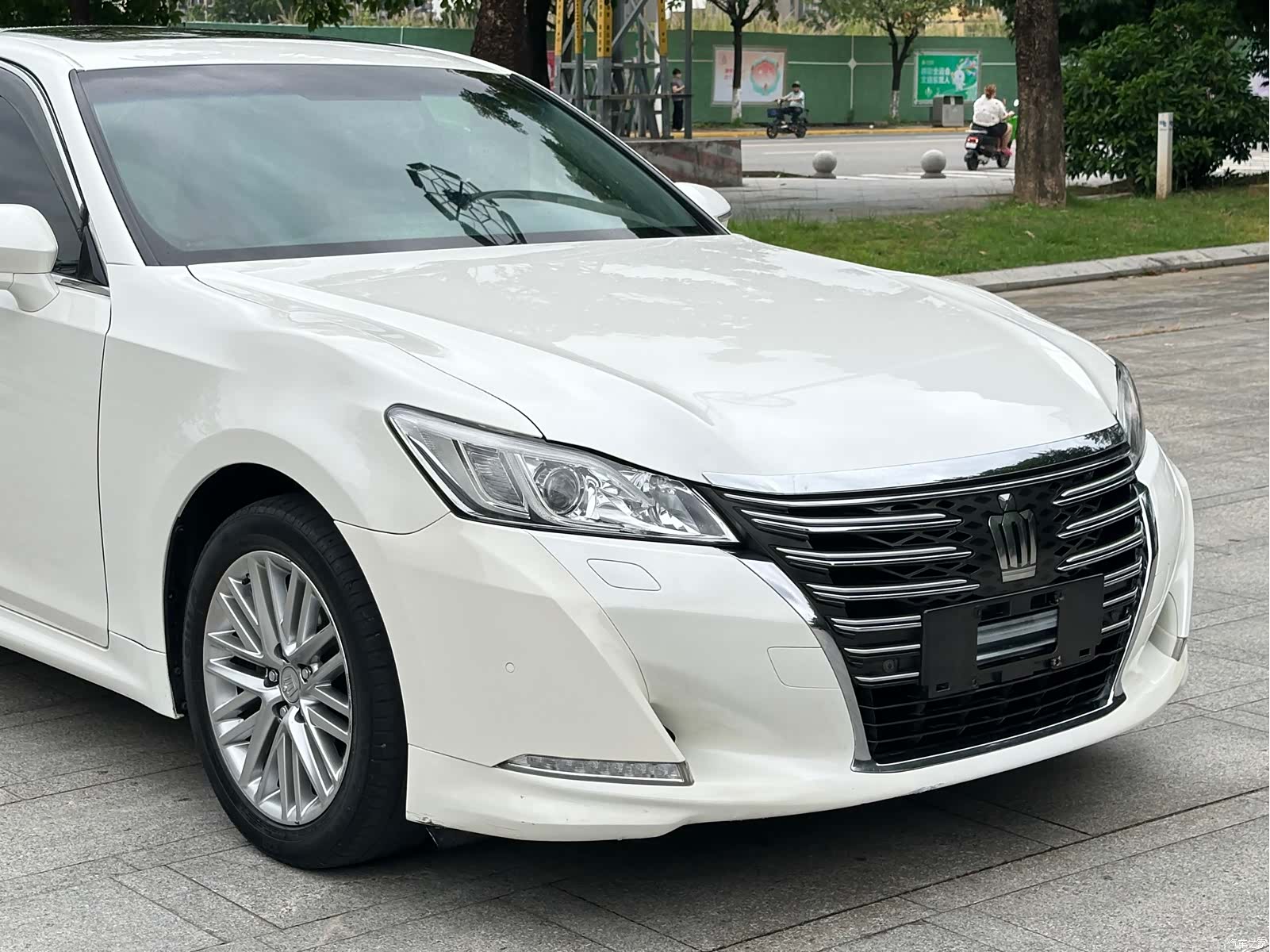 Toyota Crown, 2017 10