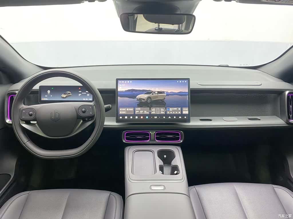 Leapmotor Lafa5, 2026 13