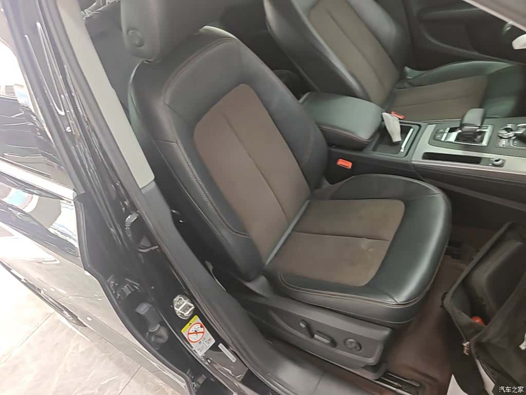 Audi Q5L, 2019 25