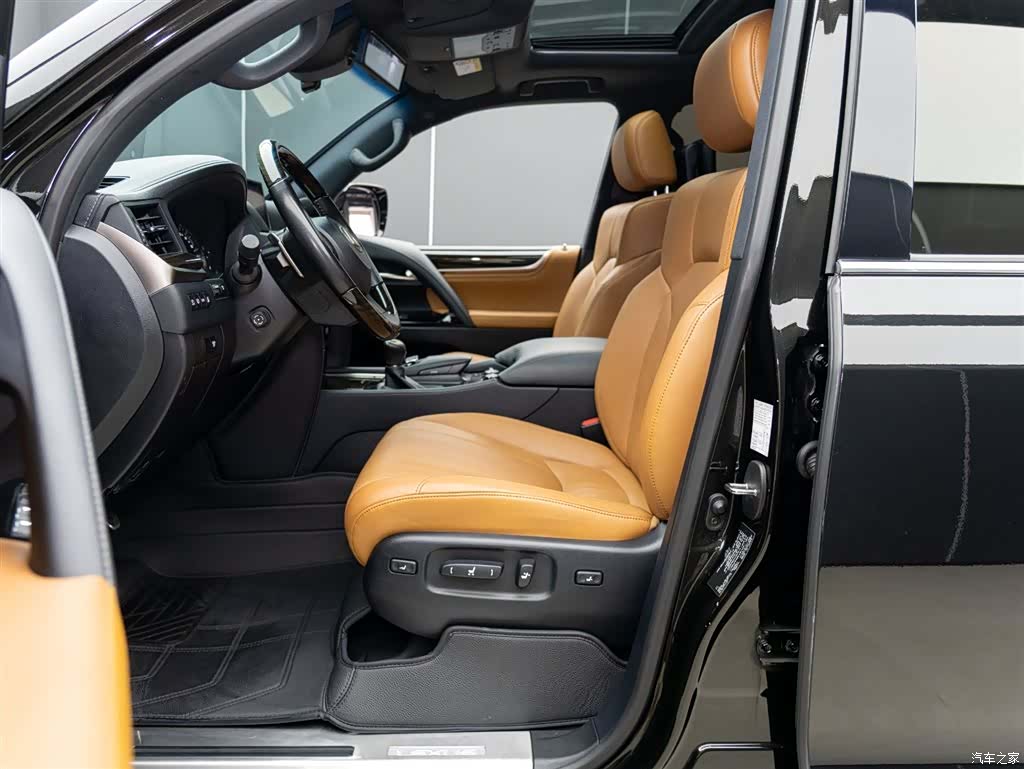 Lexus LX, 2022 10