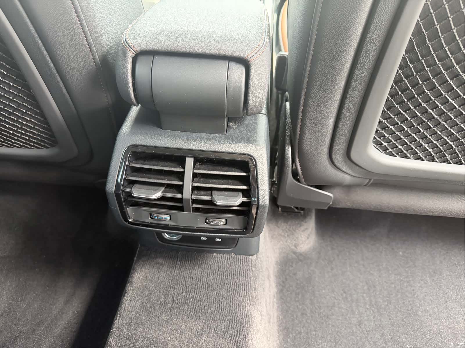 Audi Q3, 2022 18